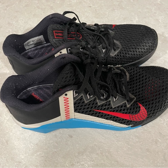 Nike Metcon 6 Women’s Size 7.5 - Picture 3 of 6
